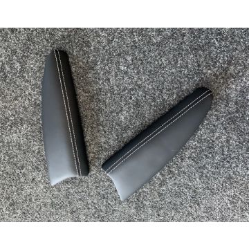 Armrest set