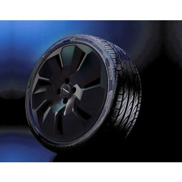 Wheel kit in Cosmo Star Black design (19 inch) with winter tire